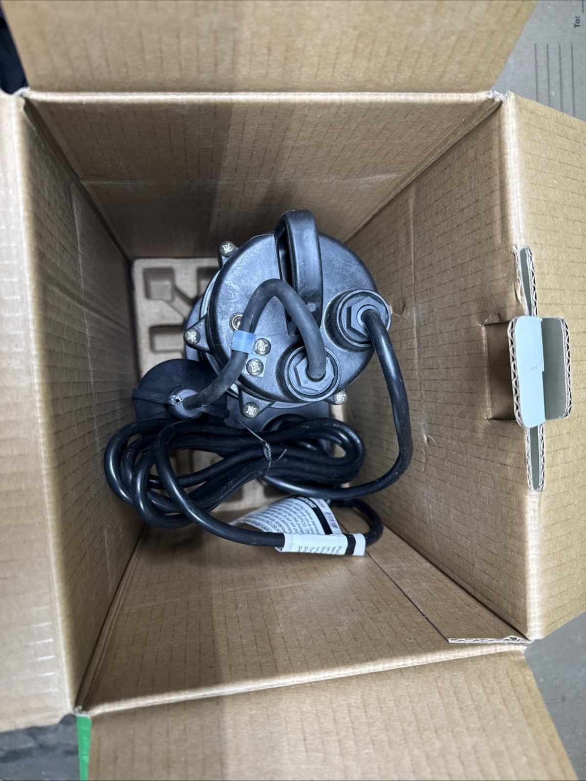 Everbilt HDSP50W 1/2 HP Submersible Aluminum Sump Pump with Tethered Switch