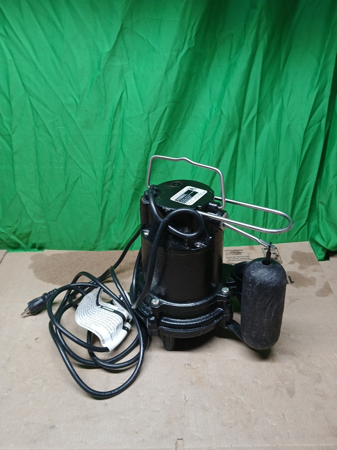 Everbilt 1/3 HP Cast Iron Submersible Sump Pump USED.