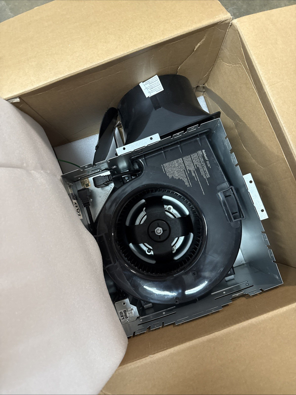 ReVent Bathroom Ceiling Exhaust Fan 150-CFM 120V Adjustable LED Lighting White