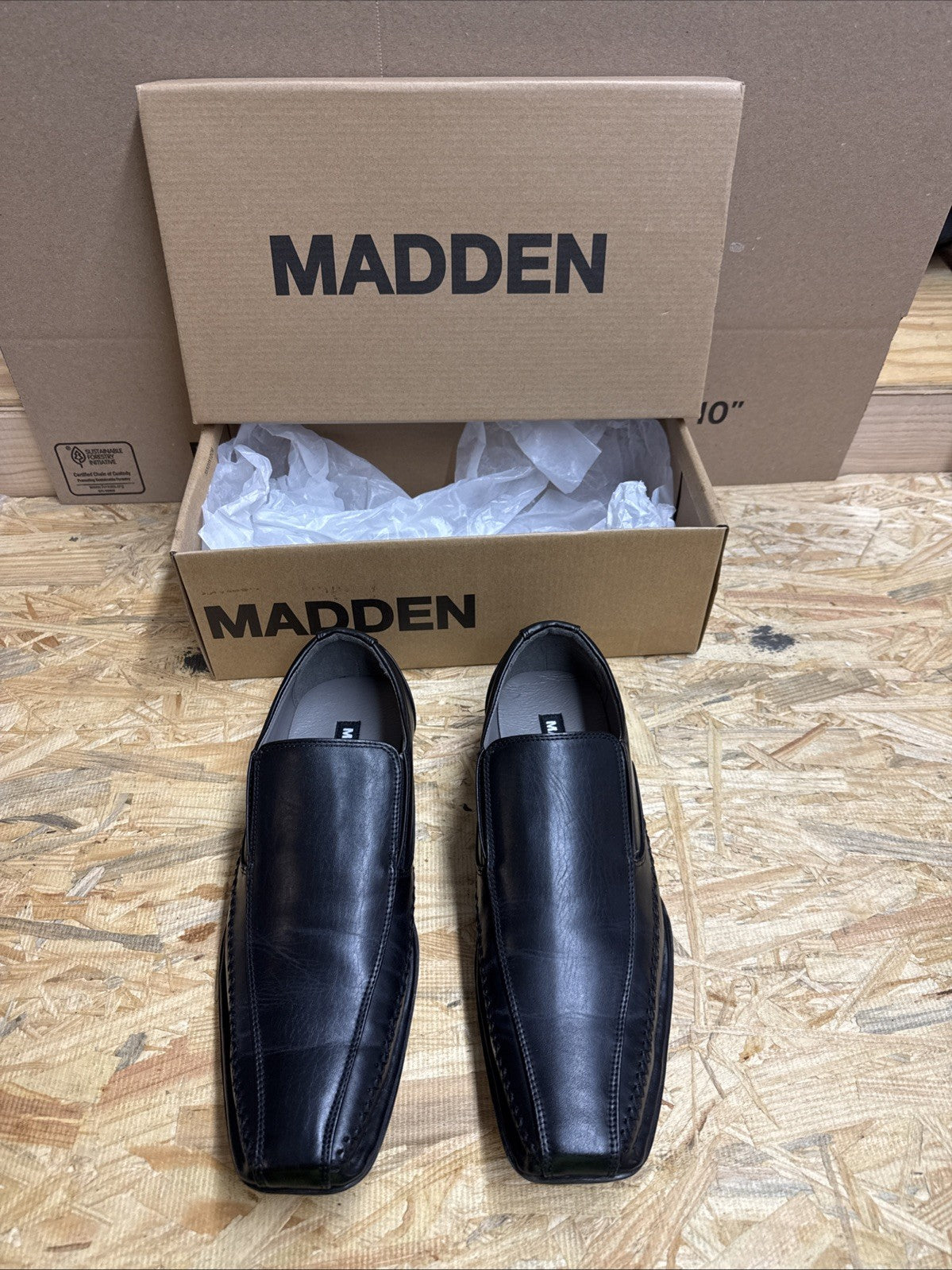 Man's Dress Shoes Steve Madden Trace Slip Size 9 US