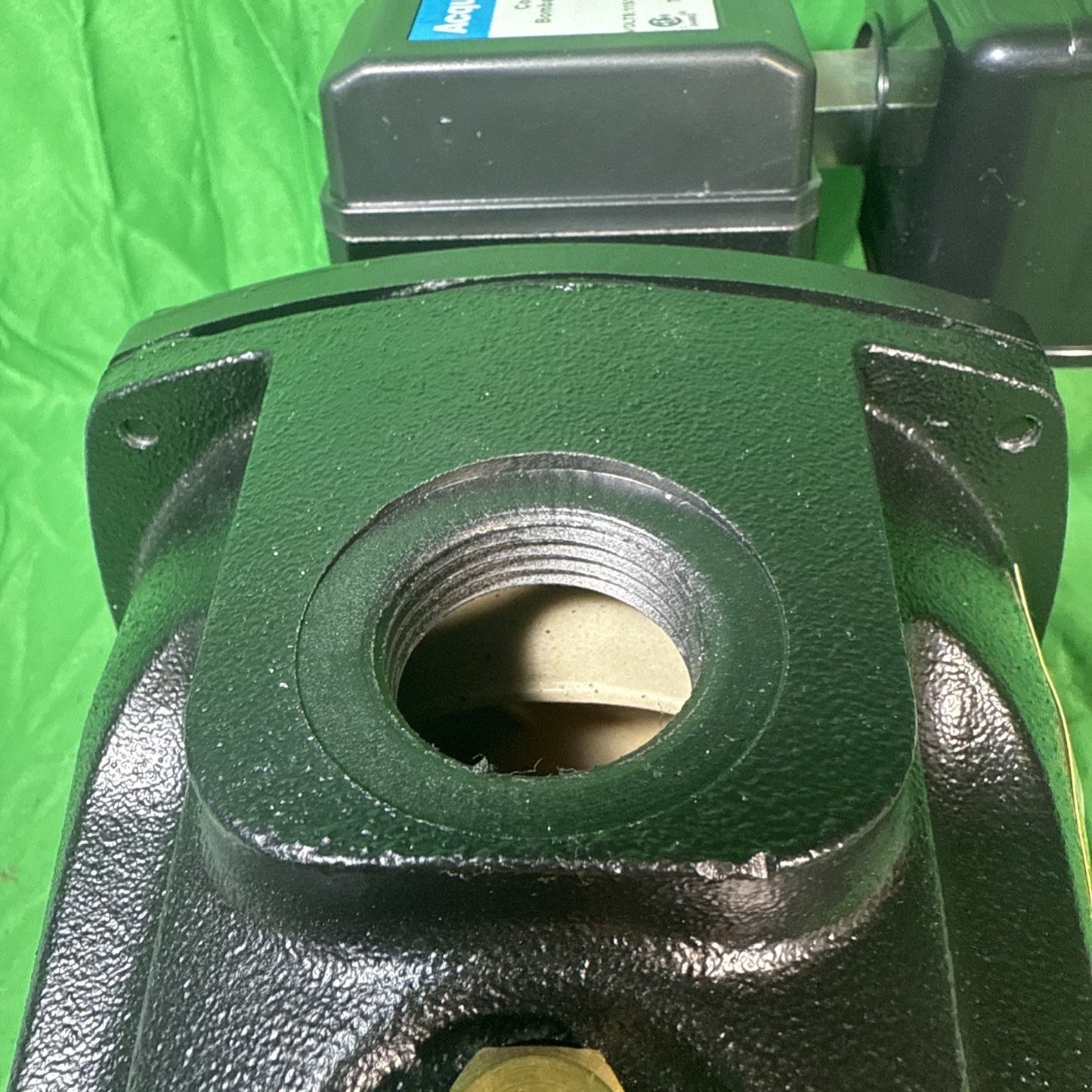 1/2 HP 115/230V Cast Iron Convertible Jet Pump Built-in Thermal Overload Protect