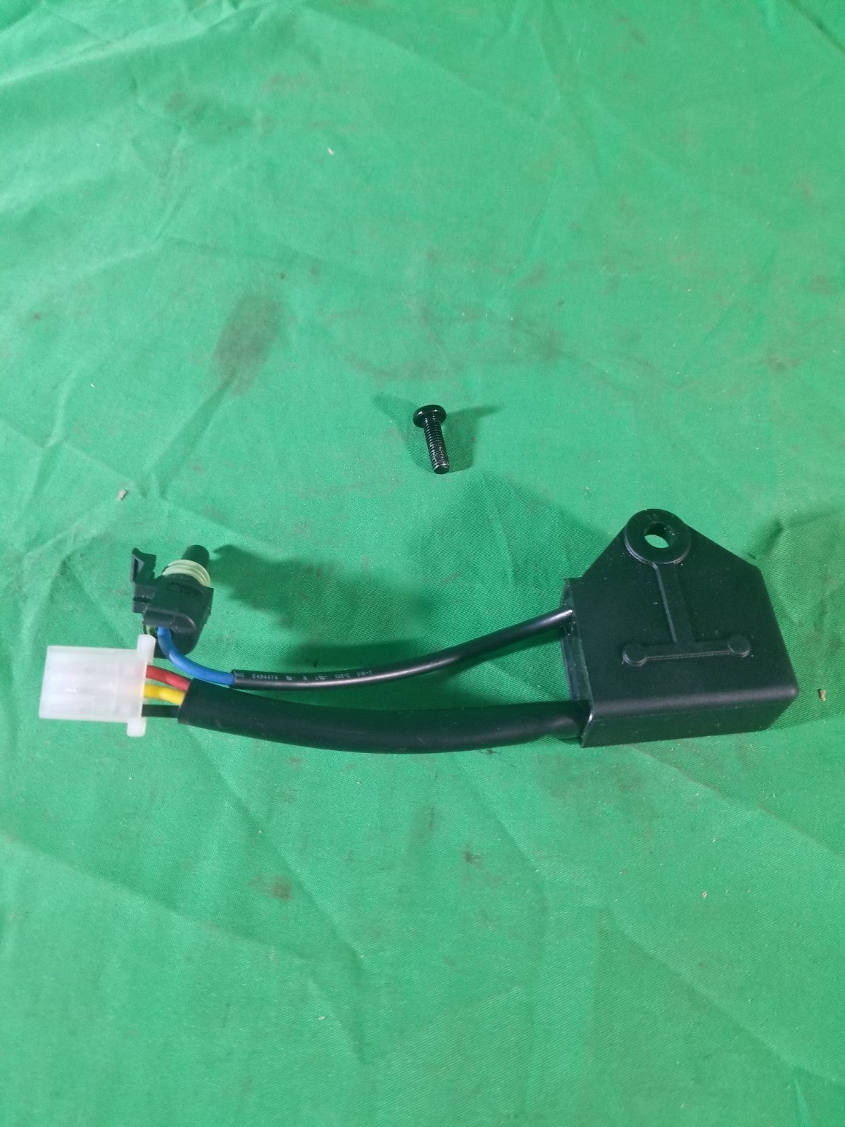 Ryobi 48 Volt 30" Riding Lawn Mower 997103001 Charging Controller G17 RM300e