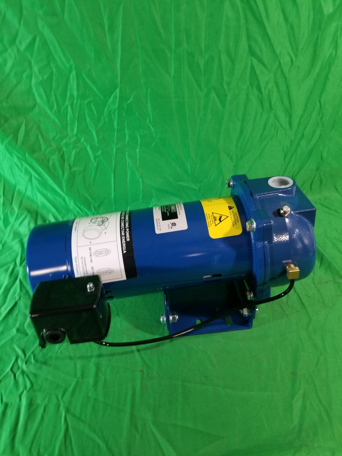 Everbilt 1 HP Professional Convertible Jet Pump NEW OPEN BOX*