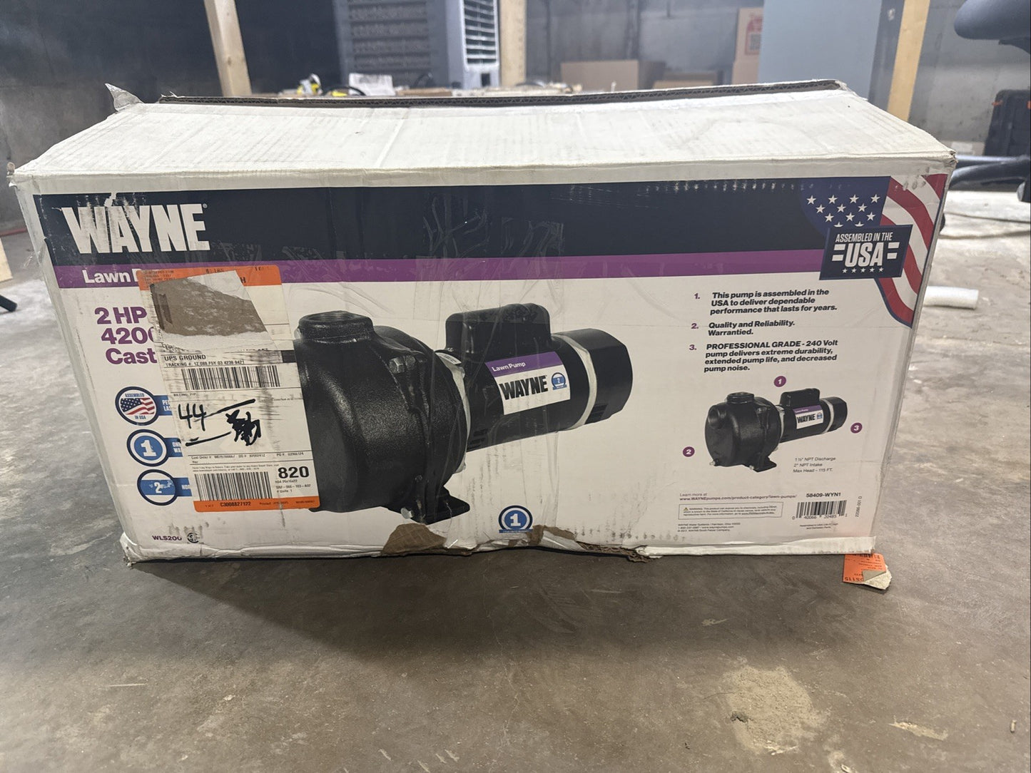 Wayne 2 HP Permanent Lawn Sprinkler Pump New Open Box Dent In Cover*