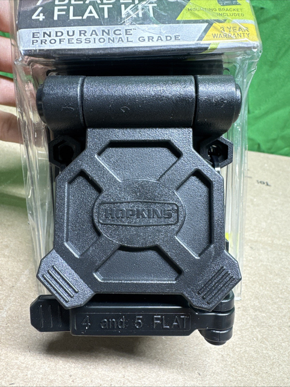 Hopkins 48470 Endurance Multi-Tow 3-in-1 Connector - 7RV Blade 5 & 4-Wire Flat