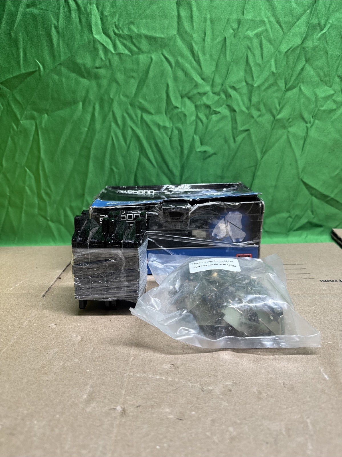 Akebono ACT1212A Akebono ProACT Ultra Premium Brake Pad Kit