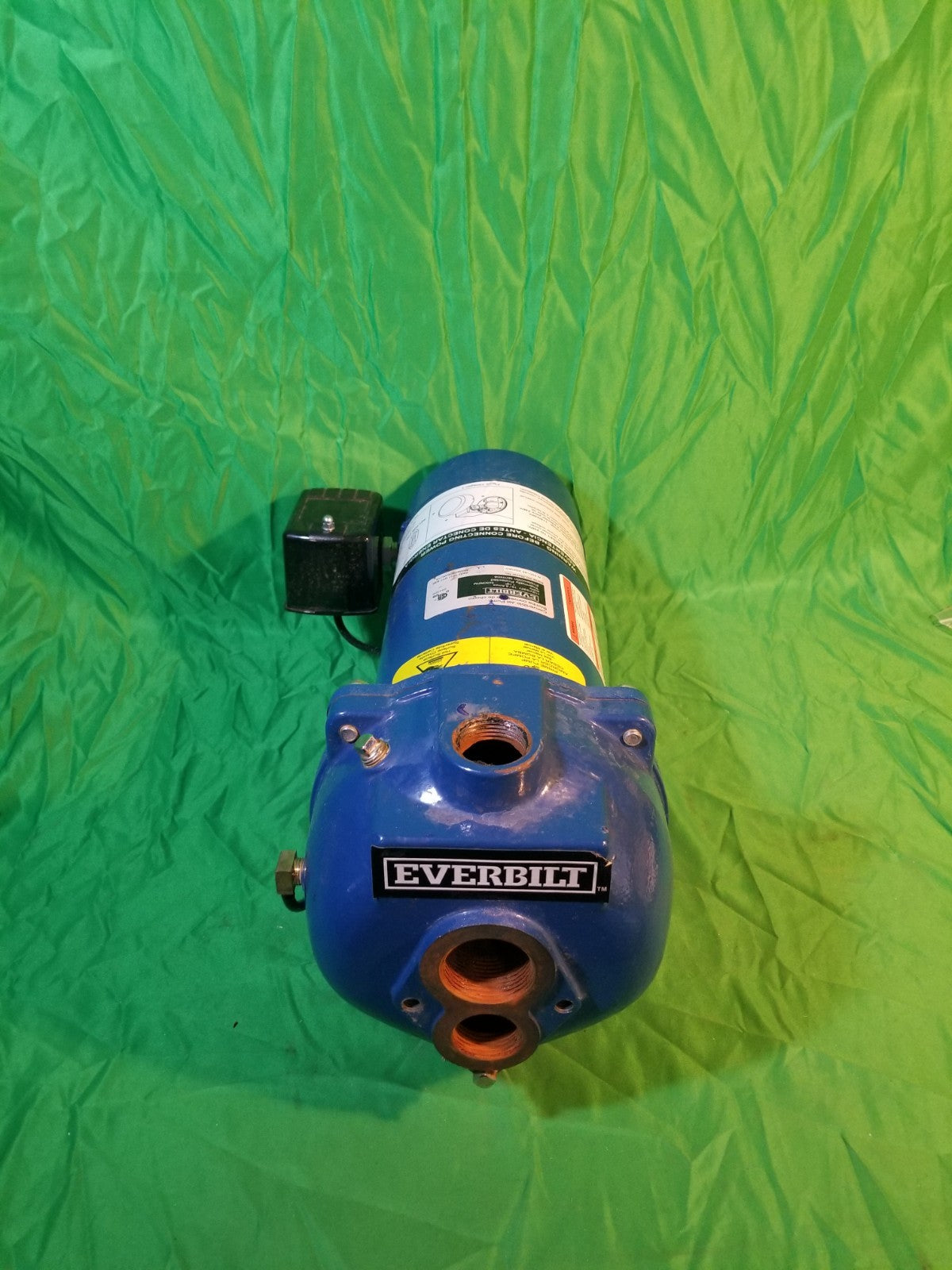 Everbilt 1 HP Professional Convertible Jet Pump *for Parts* Read Description**
