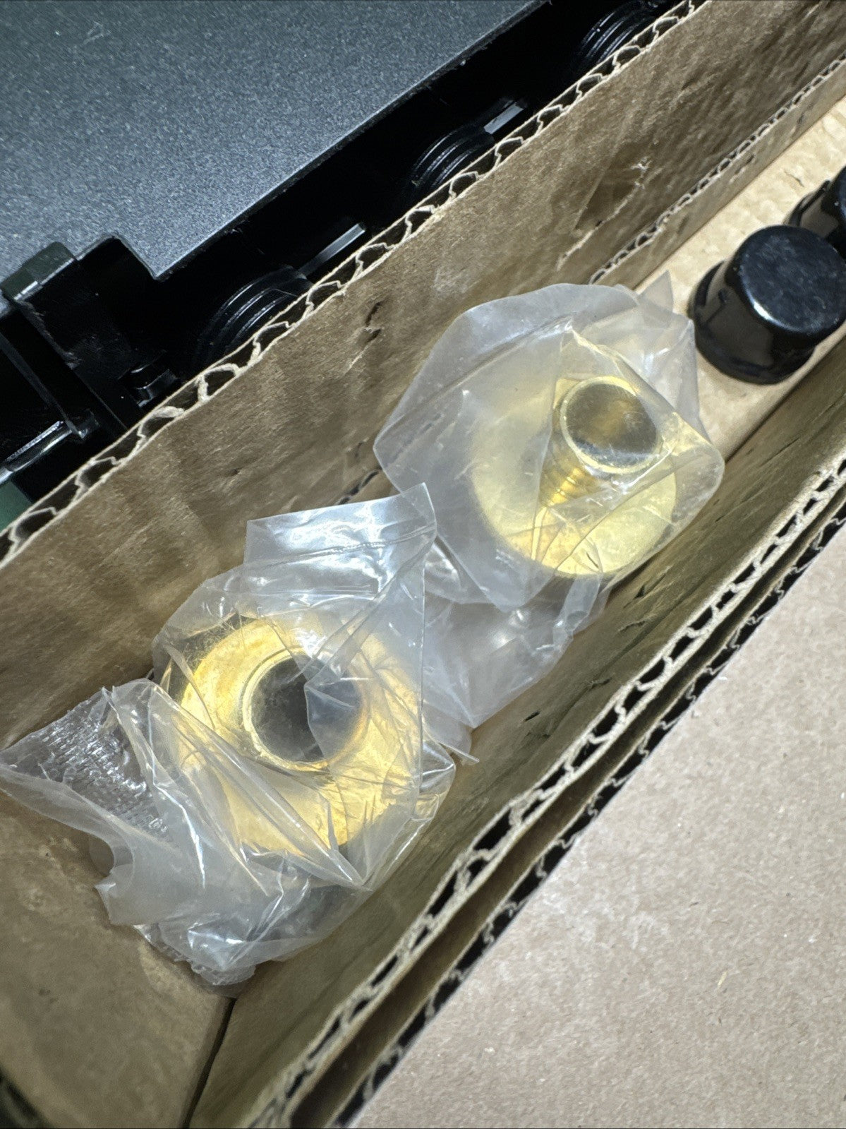 Apollo 6907920CP 20-Port PEX B Manifold with 1/2 In Brass Ball Valves