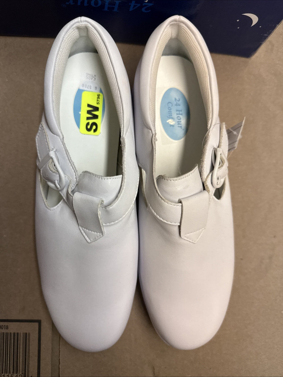 24 HOUR COMFORT Willa Women's Wide Width Leather Shoes size 10 nurse