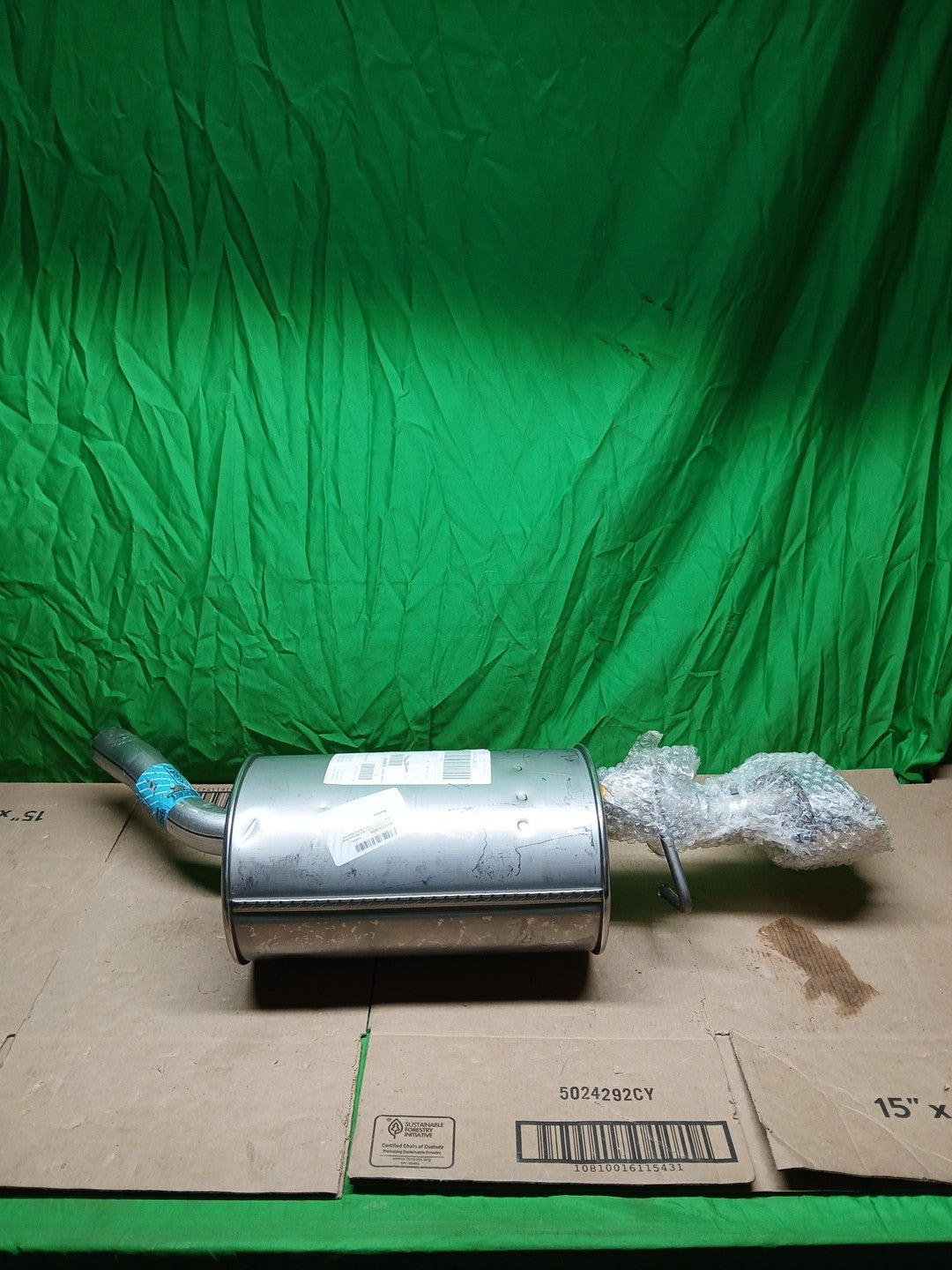 Exhaust Muffler Assembly-Quiet-Flow SS Walker 53981 fits 11-16 Kia Optima