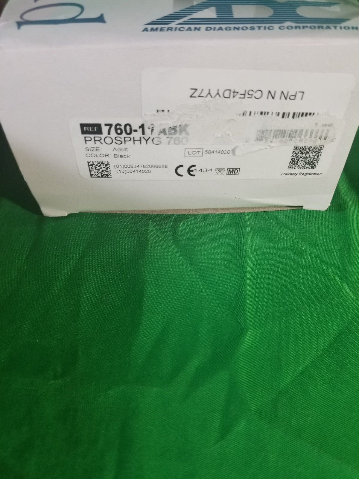 ADC Prosphyg 775 Aneroid Sphygmomanometer 775-11AN