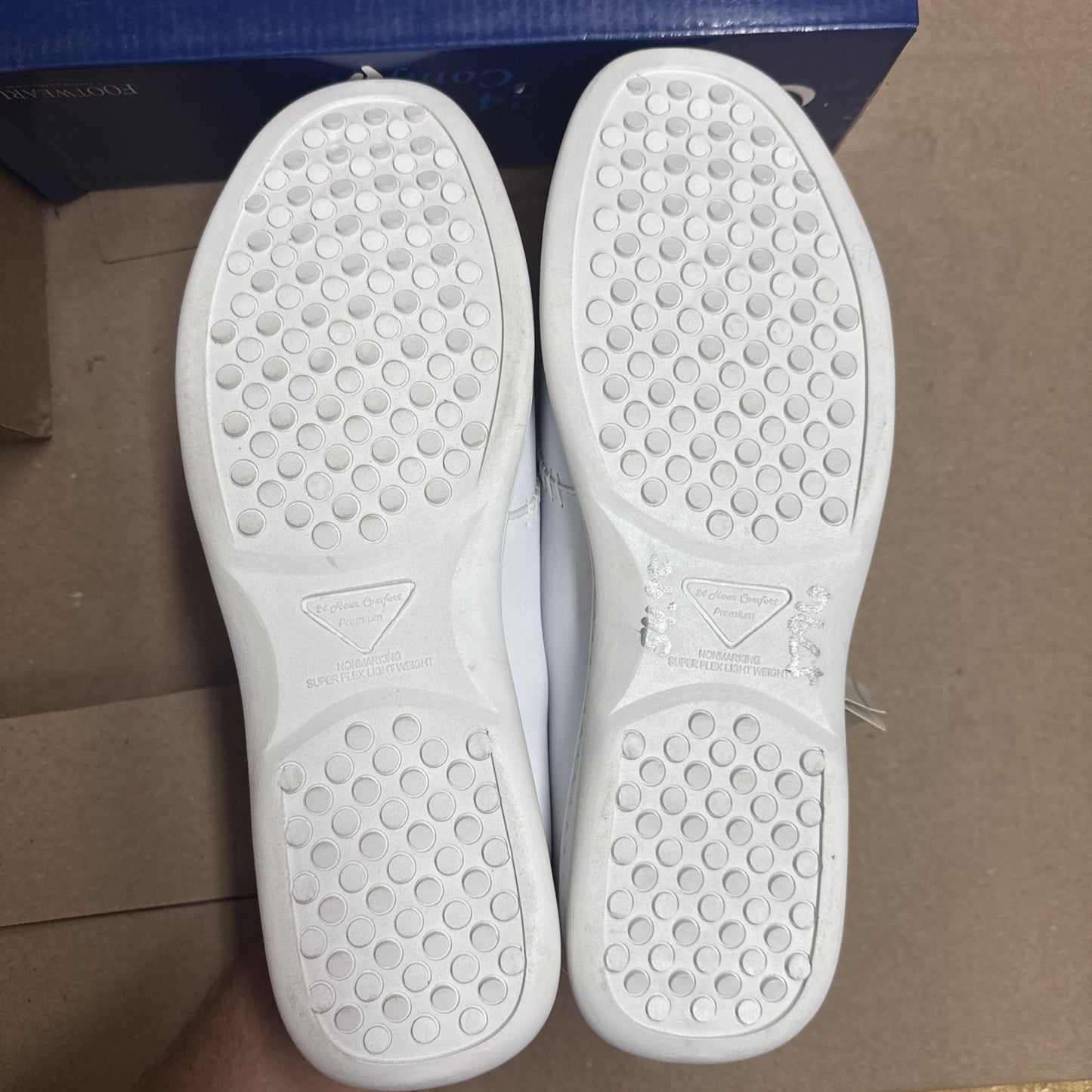 24 HOUR COMFORT Chloe Women's 12 Wide Width Moccasin Design Leather Shoes Nurse