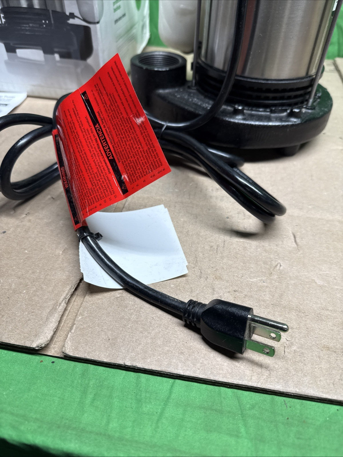 Wayne CDU1000 1 HP Stainless Steel Cast Iron Submersible Sump Pump NOB