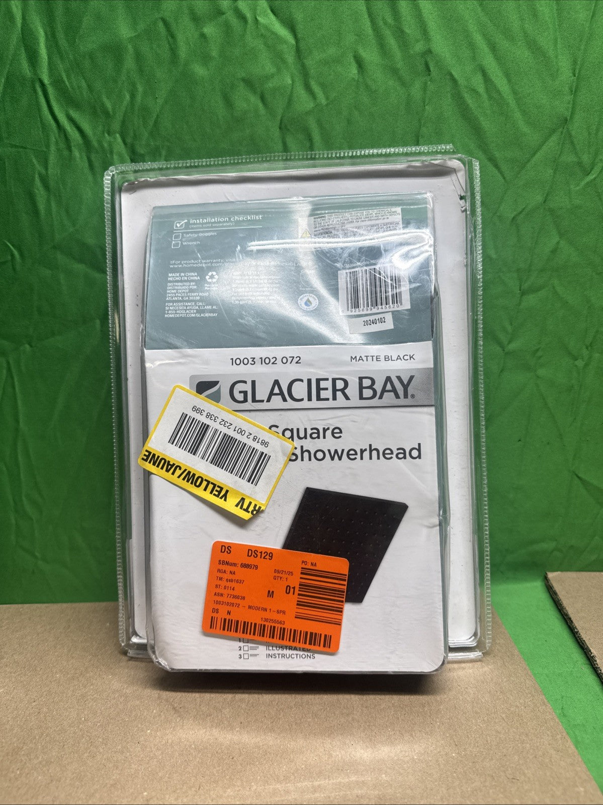 Glacier Bay 1-Spray Pattern Fixed Shower Head Matte Black 8 1003 102 072