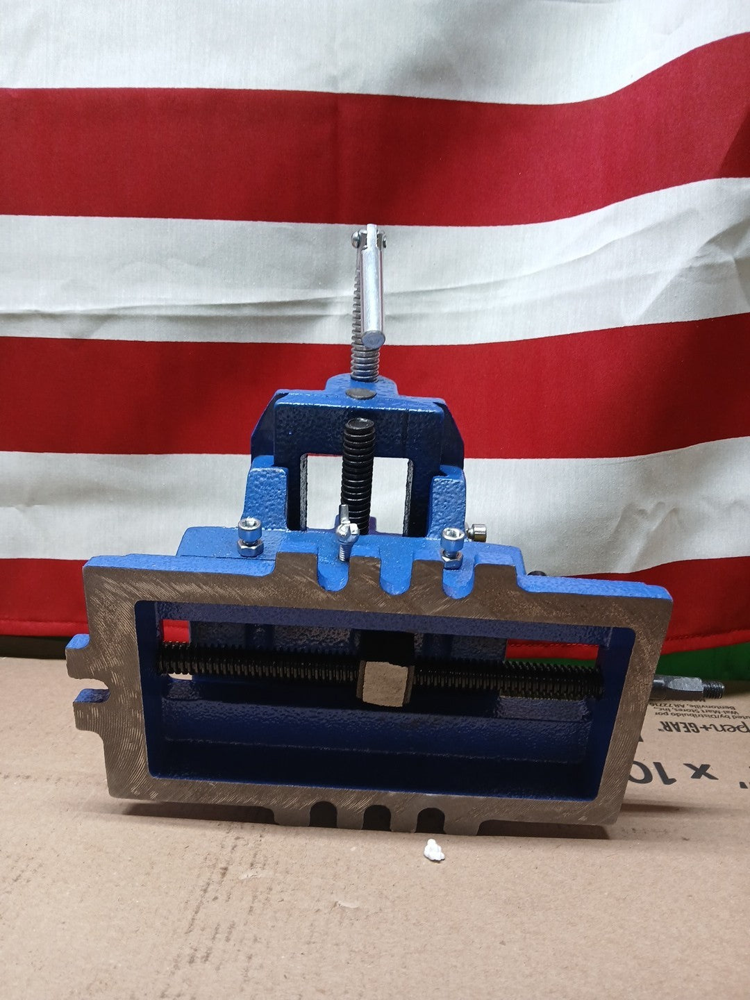 VEVOR Cross Slide Drill Press Vise, 4 Inch Jaw Width, 2 Way X-Y Axis Bench Vise,