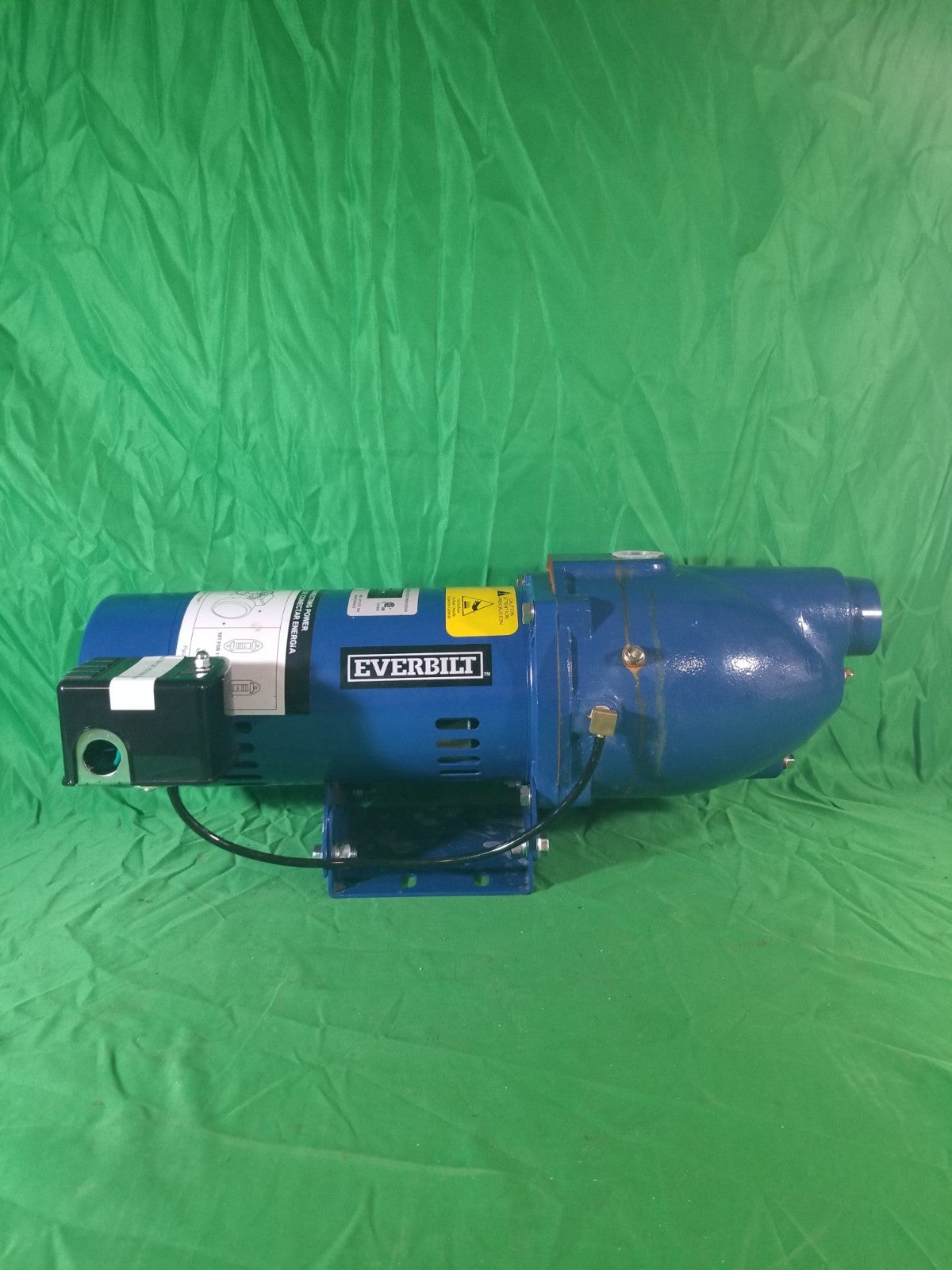 Everbilt 3/4 HP Cast Iron Shallow Well Jet Pump HDSWJ7 as is, *For Parts*