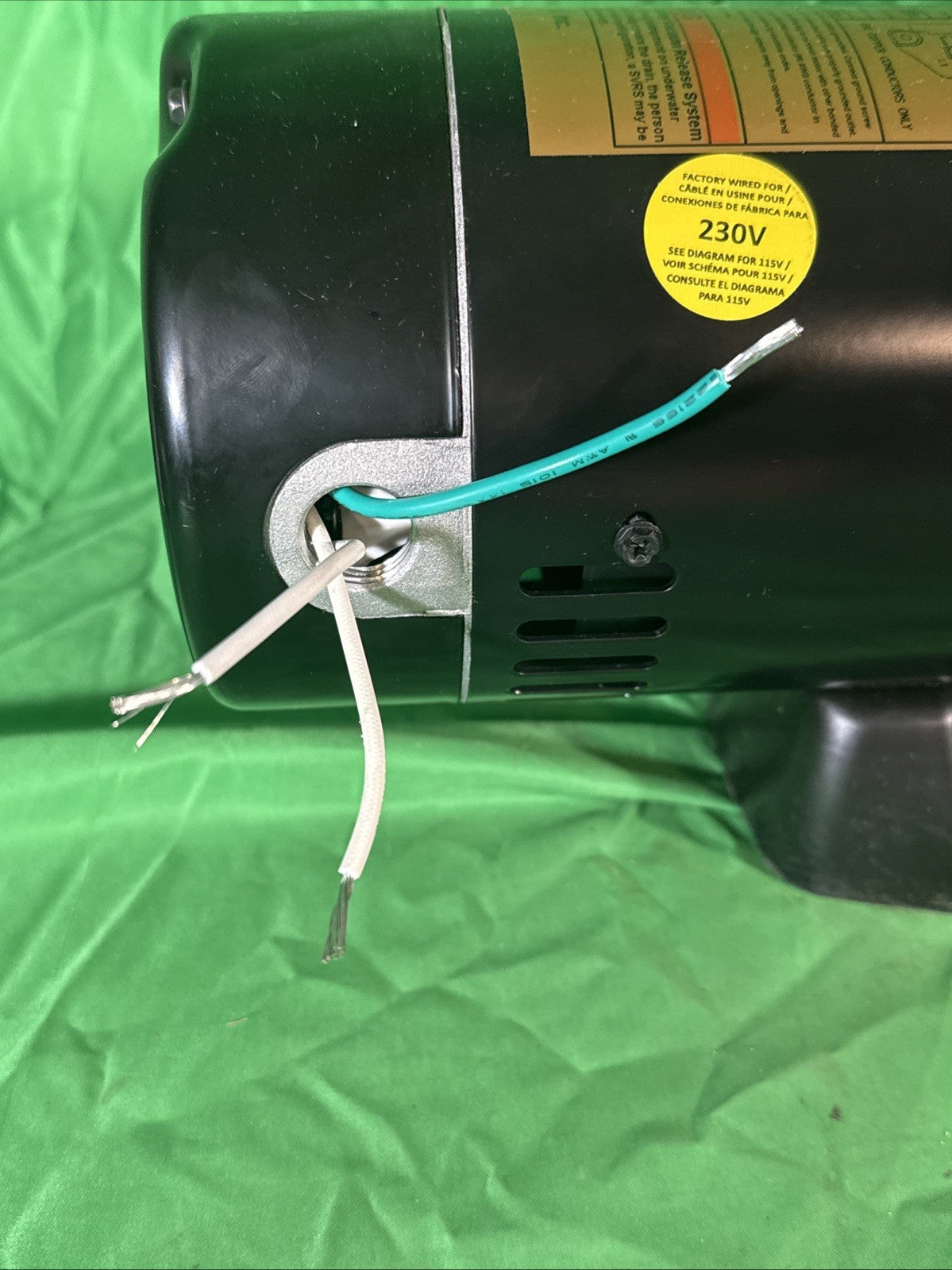 Hayward W3SP2307X10 MaxFlo XL Pool Pump, 1 HP NEW OPEN BOX