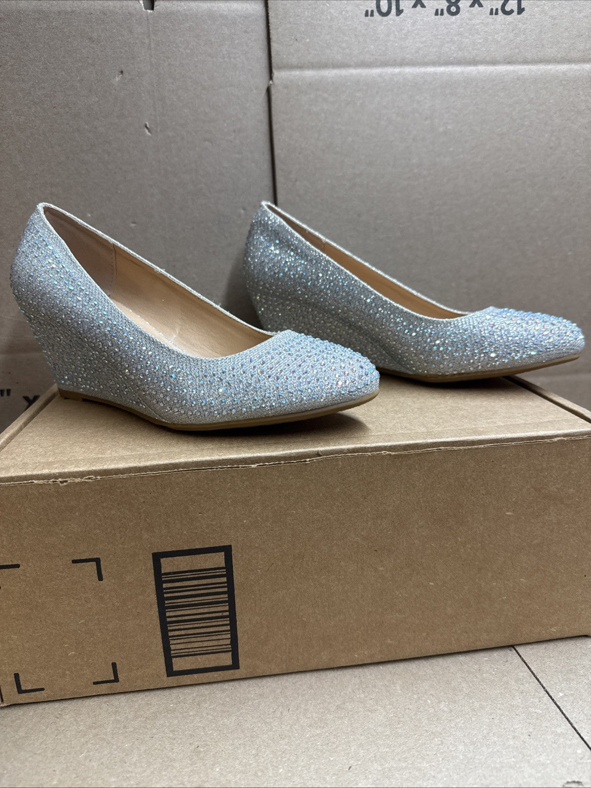 Forever women’s 9 low wedge heel shoe pump slip on comfort