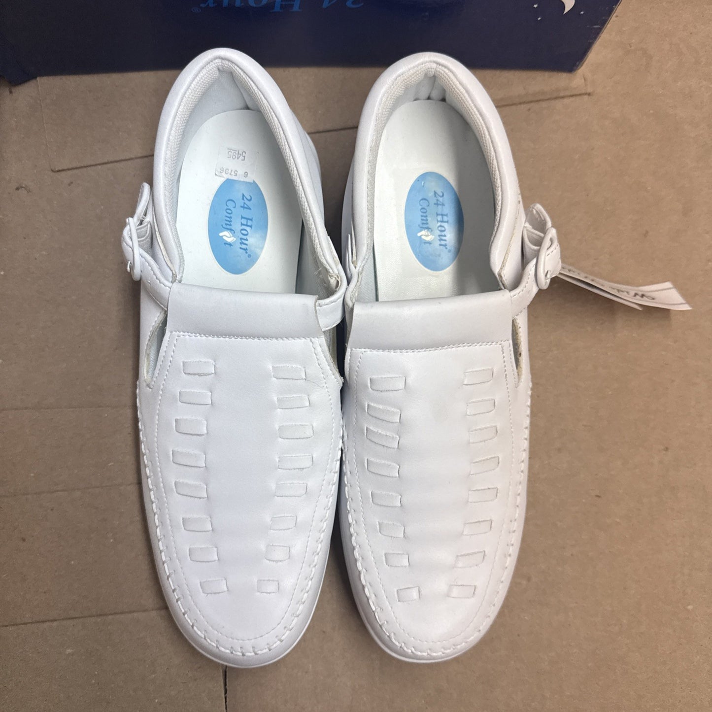 24 HOUR COMFORT Chloe Women's 8.5 Wide Width Moccasin Design Leather Shoes Nurse