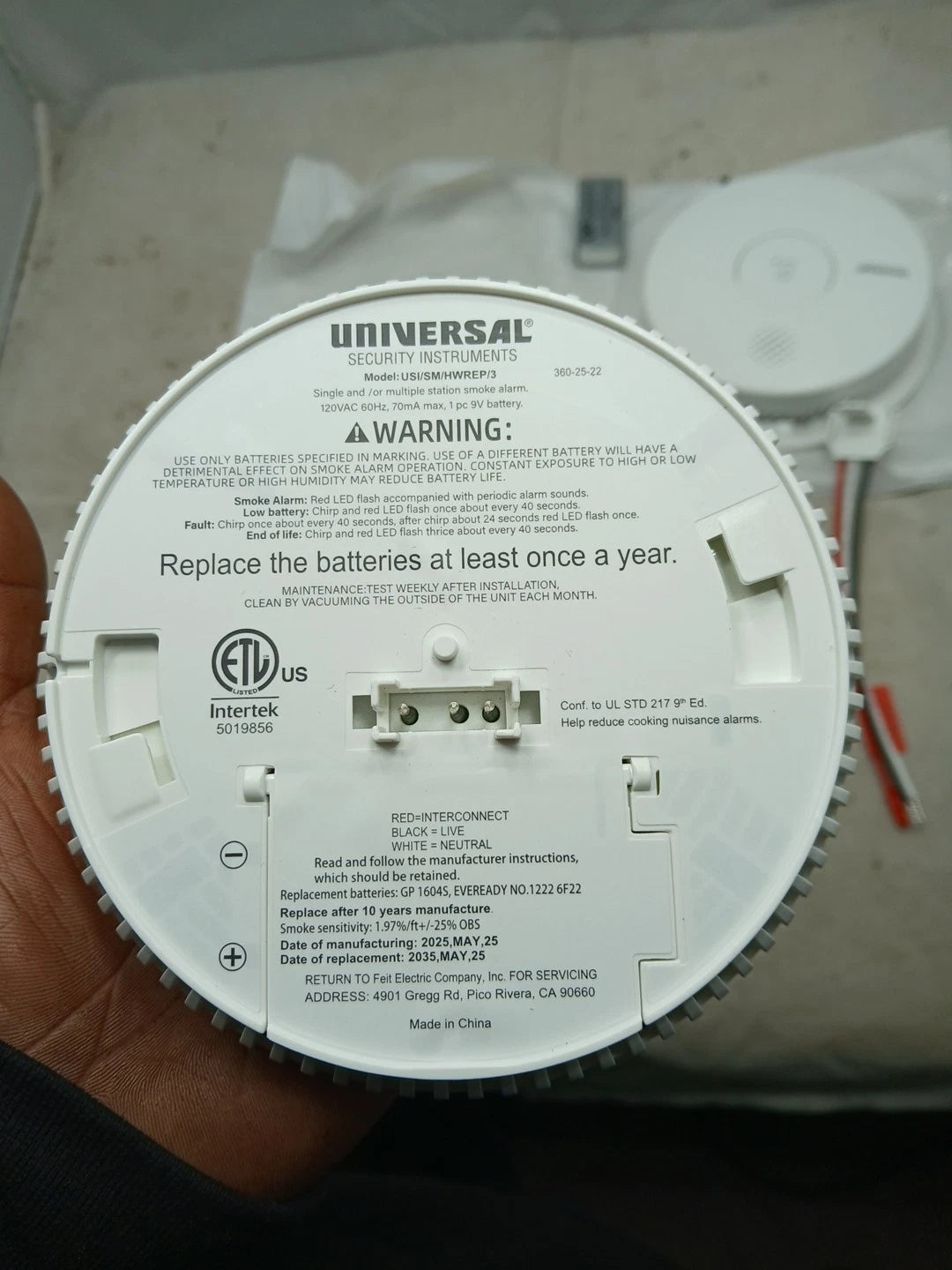 2 PACK UNIVERSAL Security Instruments Smoke And Fire Alarm ( Open Box )