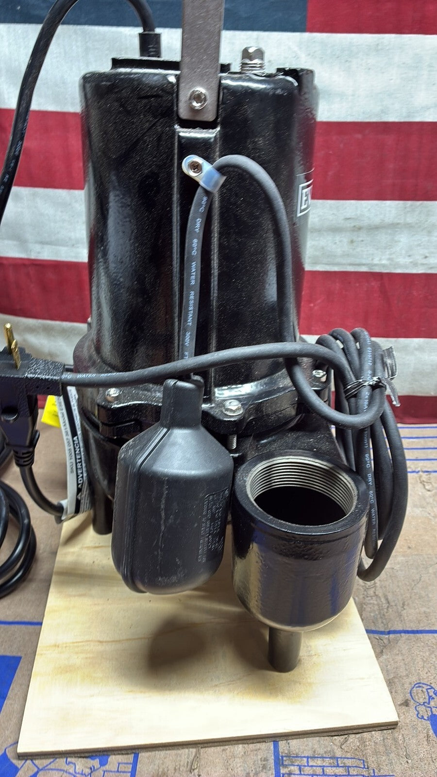 Everbilt ESE50W-HD 1/2 HP Cast Iron Sewage Ejector Pump Model open box