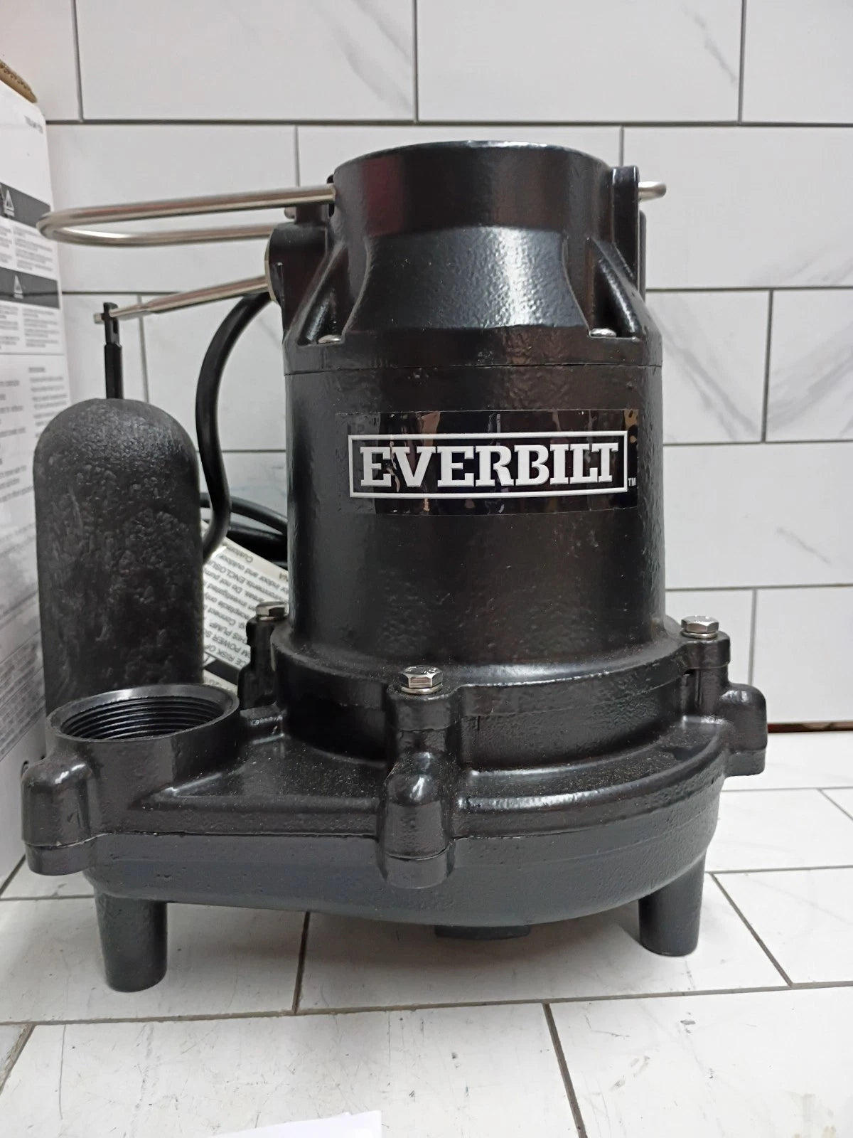 Everbilt HDS50 1/2 HP Cast Iron Sump Pump Model OPEN BOX.