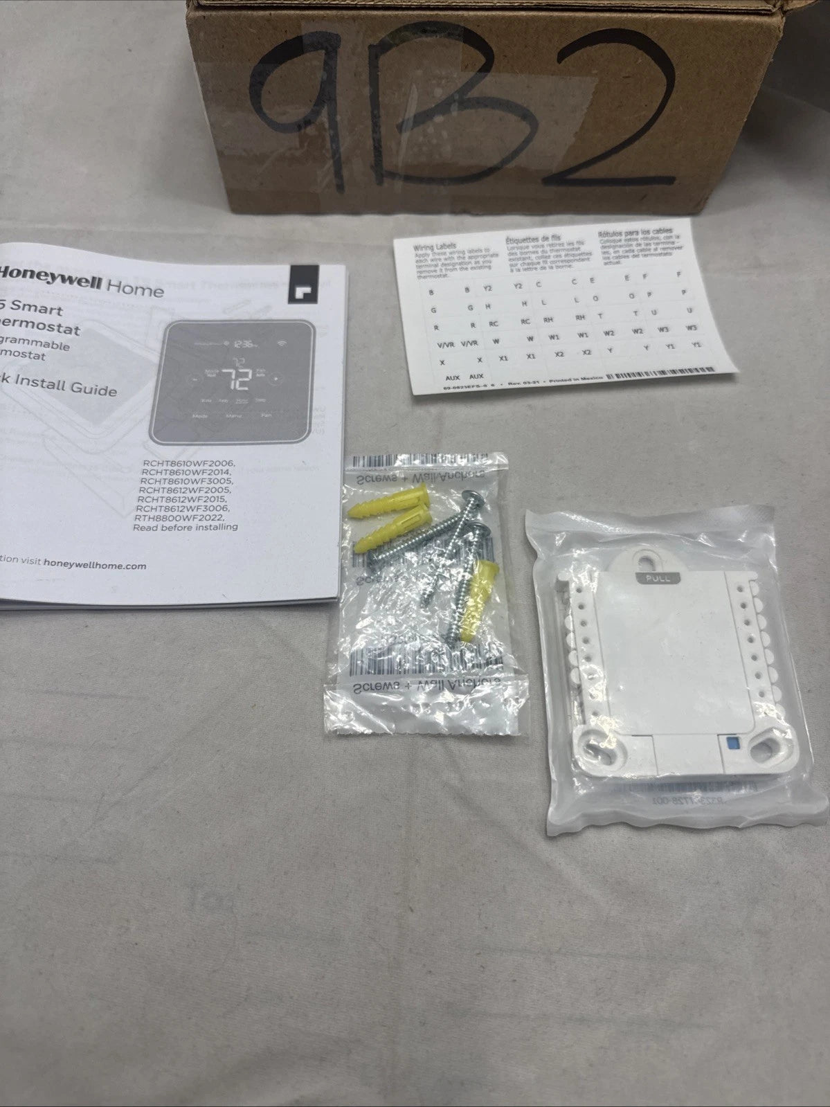 Honeywell Home RENEWRTH8800WF/U Wi-Fi Programmable Thermostat.