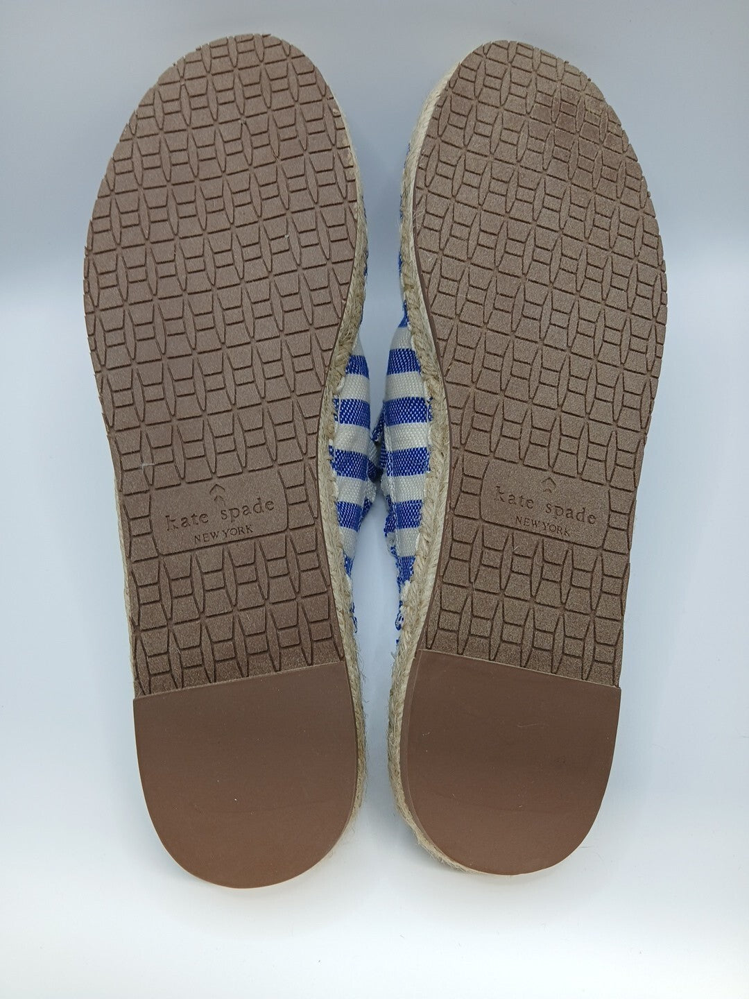 Kate Spade Size 9.5M Blue Cream Striped Canvas.