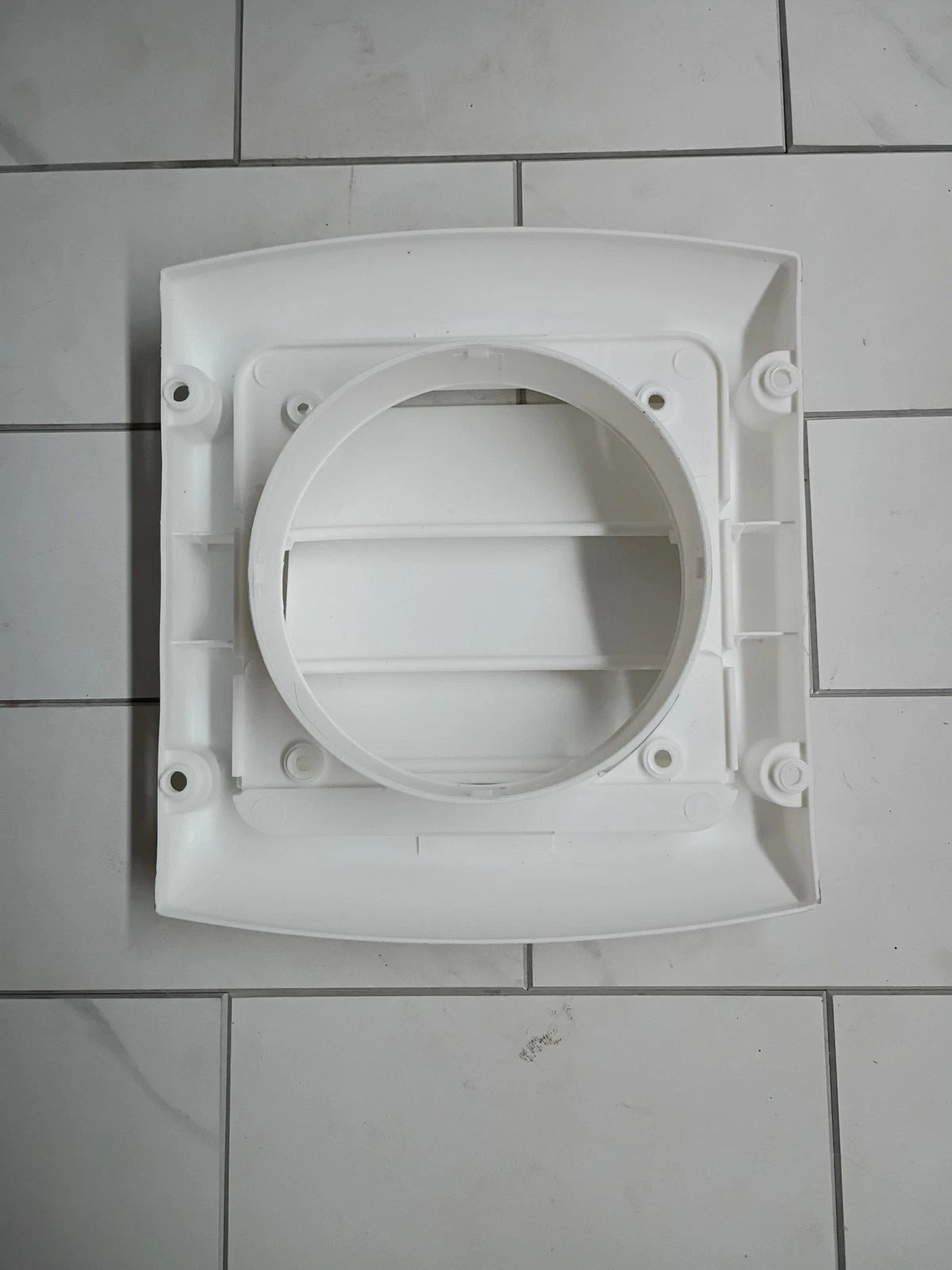 2pk Everbilt Easy Access 4" Vent Hood. BHLH4WHD White NEW Open Box 591-999