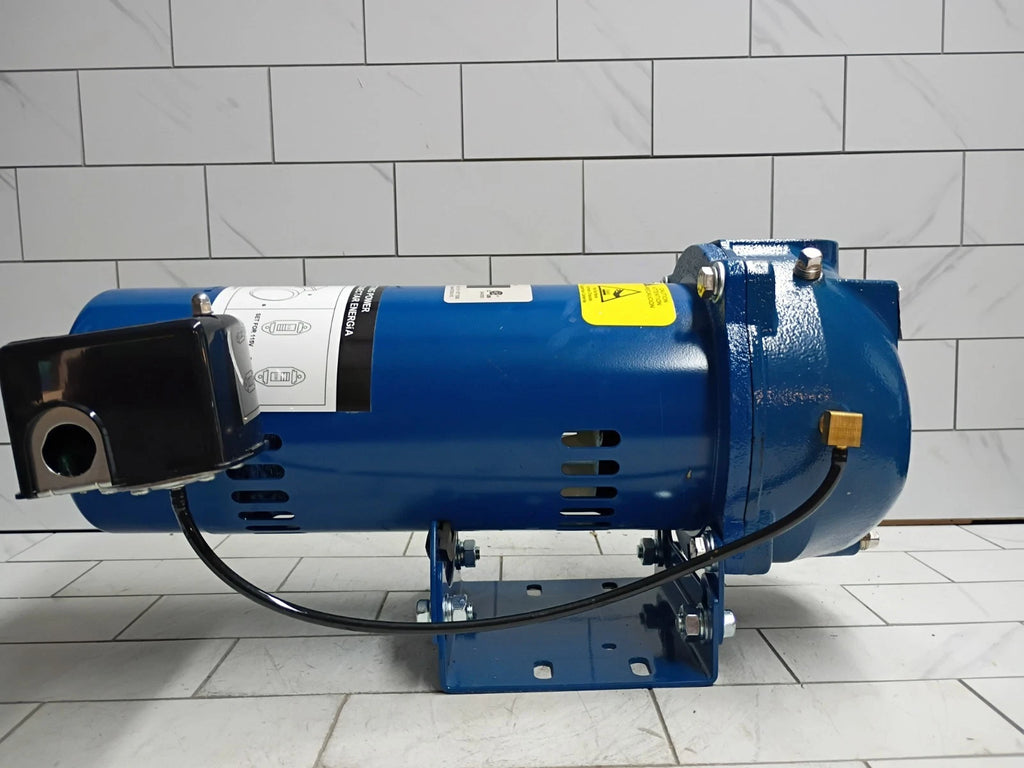 Everbilt HDCWJ10 1 HP Professional Convertible Jet Pump. NEW OPEN BOX READ DESCR