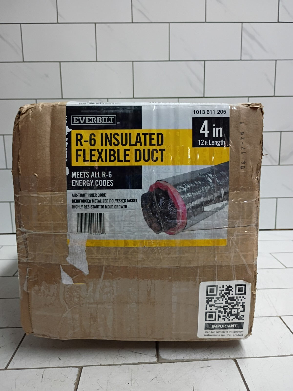 Everbilt F6IFD4x144  4 in. x 12 ft. R6 Insulated Flexible Duct Silver Jacket