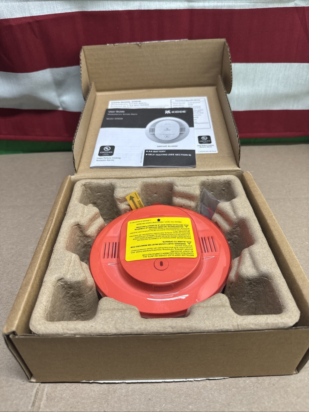 KIDDE 20SDR Photoelectric Smoke Alarm AA Battery Powered LED. Warning