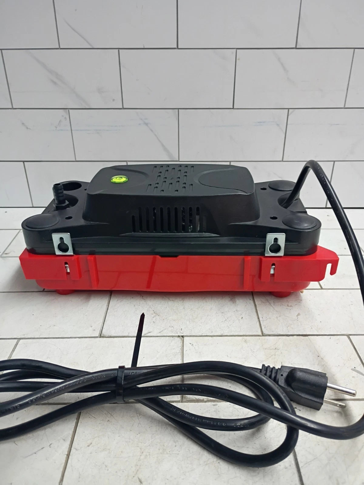 SIKELAN HVAC condensate pump model MD-TPF-15-115L DATE 2025 8-8 NO 108. OB