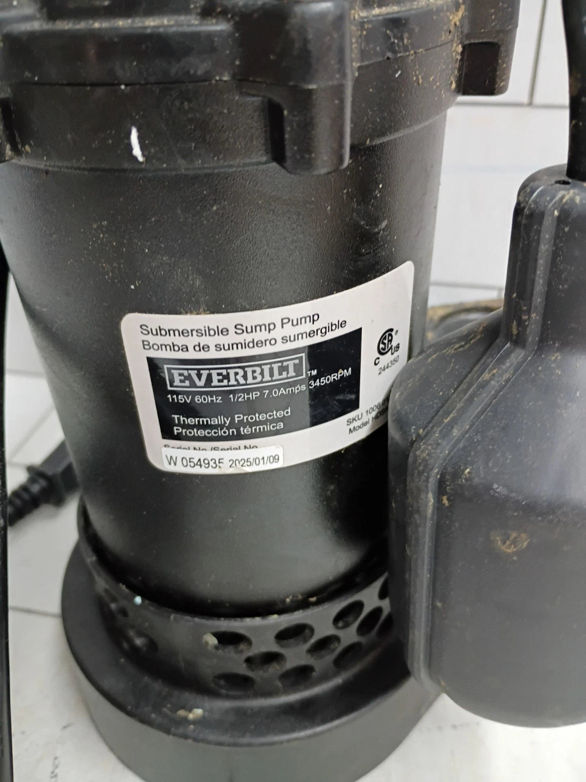 Everbilt HDSP50W 1/2 HP Submersible Aluminum Sump Pump with Tethered Switch Used