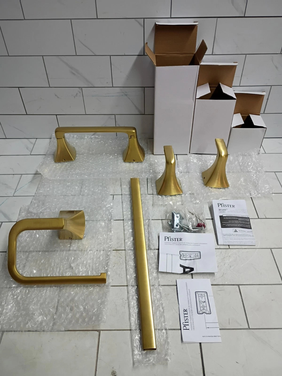 Bruxie 3-Piece Bathroom Hardware Set with Towel Bar, Towel Ring, and Holder OB
