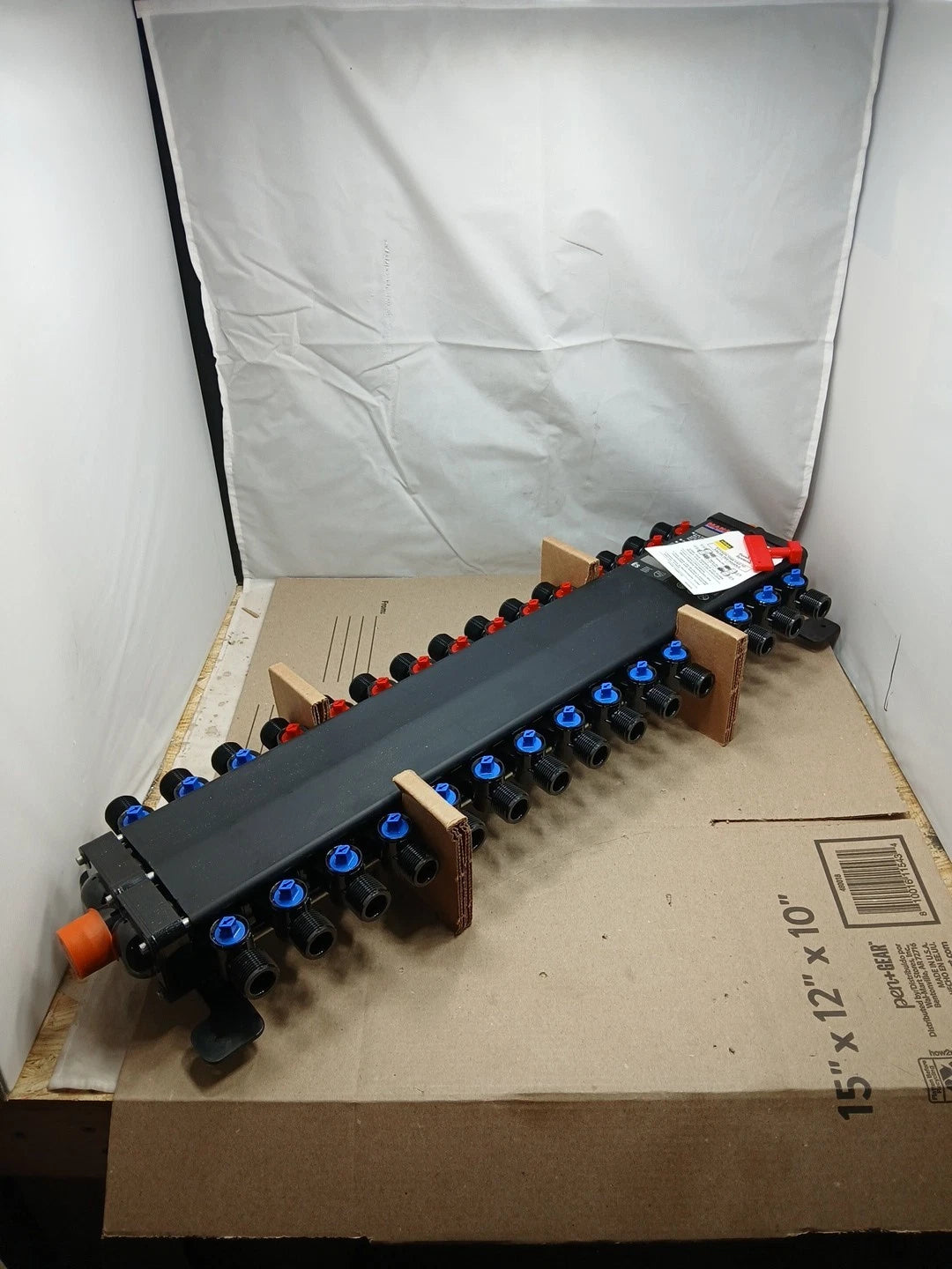Viega 49625 Manabloc 1/2 in Press x 30 port Polysulfone Manifold 12 Hot 18 Cold
