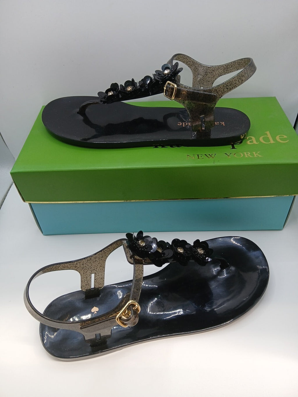 Kate Spade Black Sandals Women Size 6 Thong Style With Flower Detail