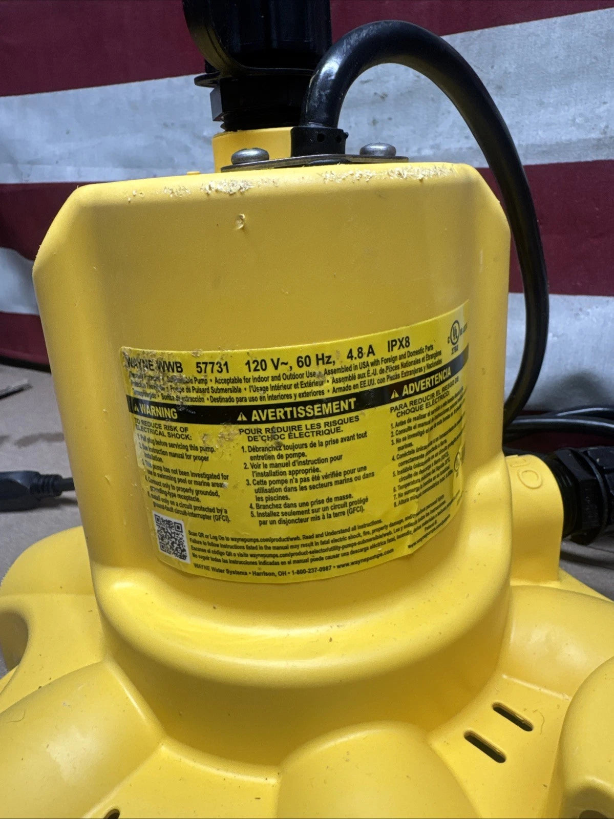 Wayne 1/6 HP WaterBUG Submersible Utility Pump with Multi-Flo Technology USED[