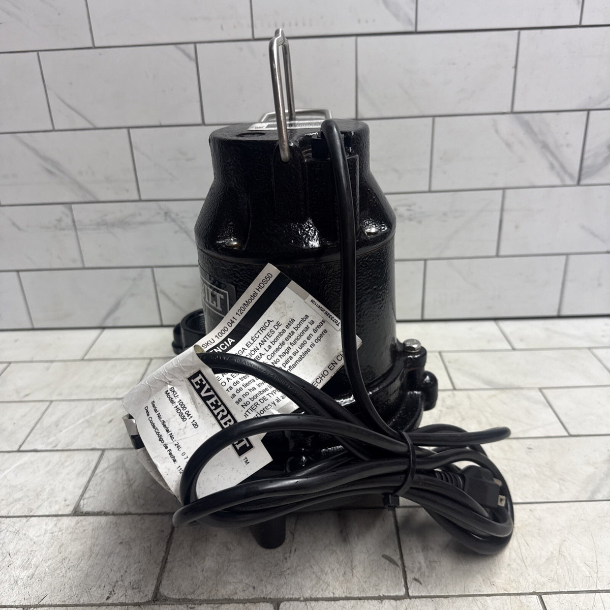 Everbilt HDS50 1/2 HP Cast Iron Pro Grade Submersible Sump Pump OPEN BOX.