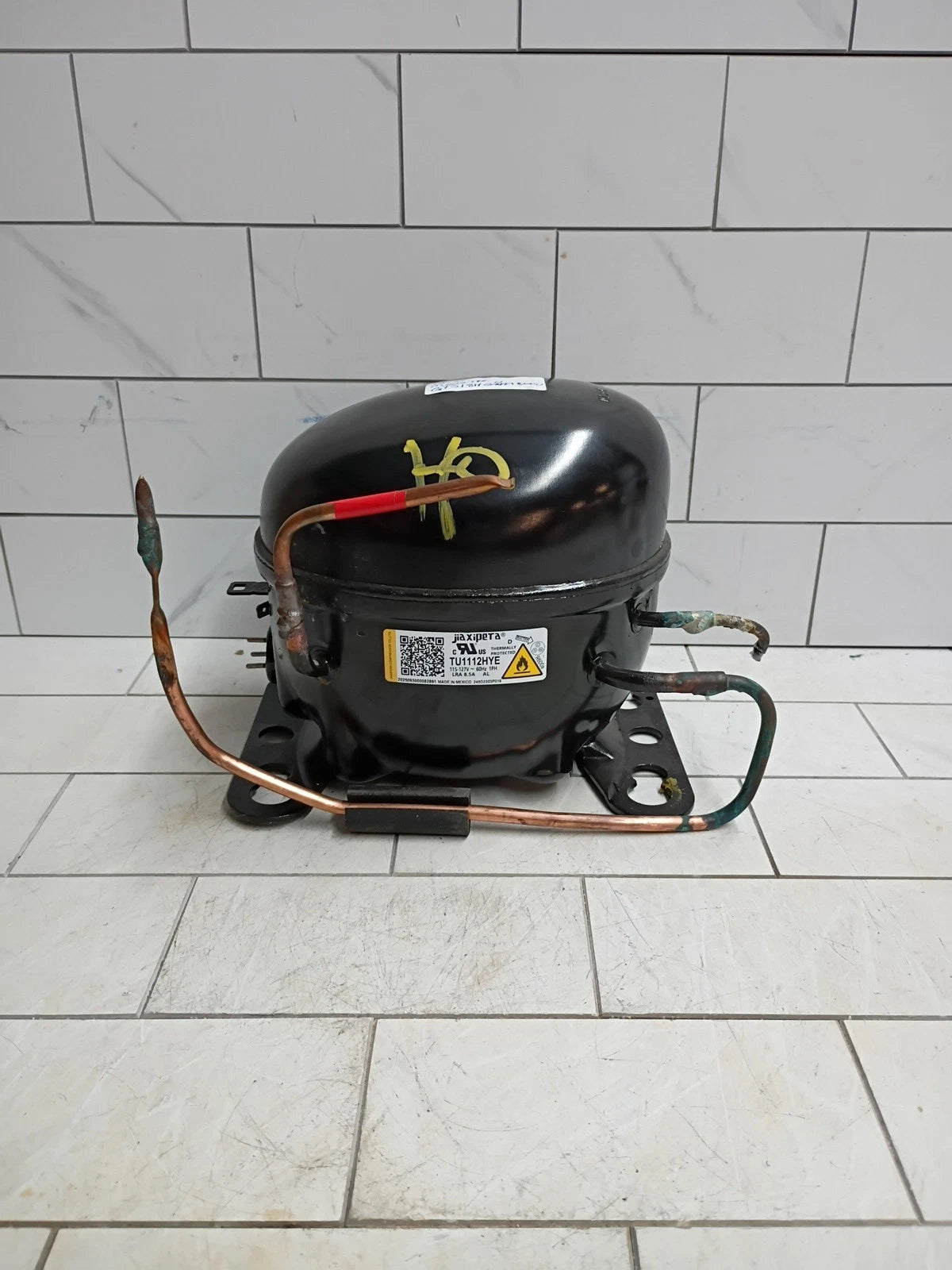GE Refrigerator Compressor EZ65H1A-U, WR87X37849, WR87X31765 Read Description.
