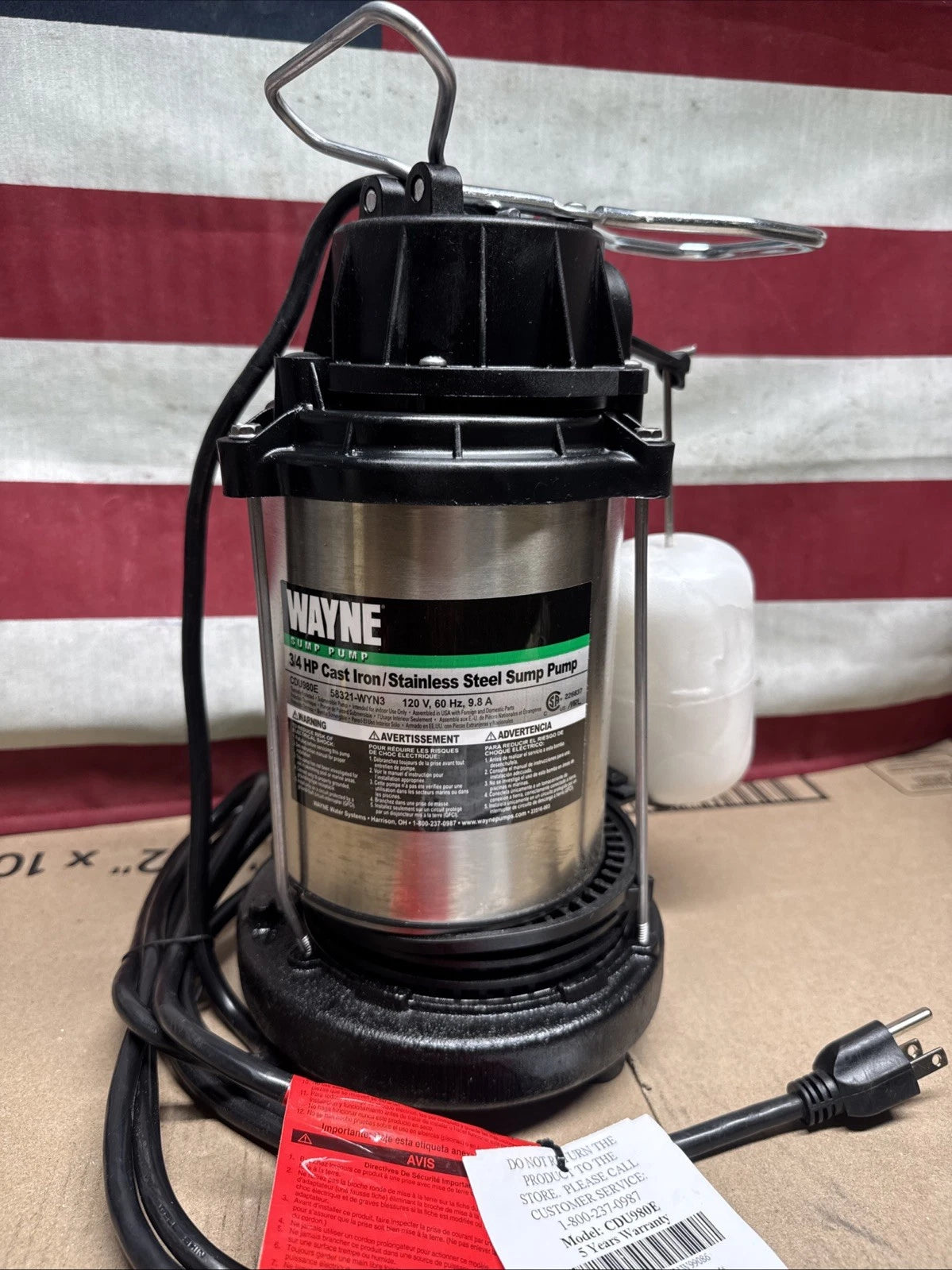 Wayne 3/4 HP Corrosion Resistant Submersible Sump Pump 5490 GPH 15 PSI CDU980E