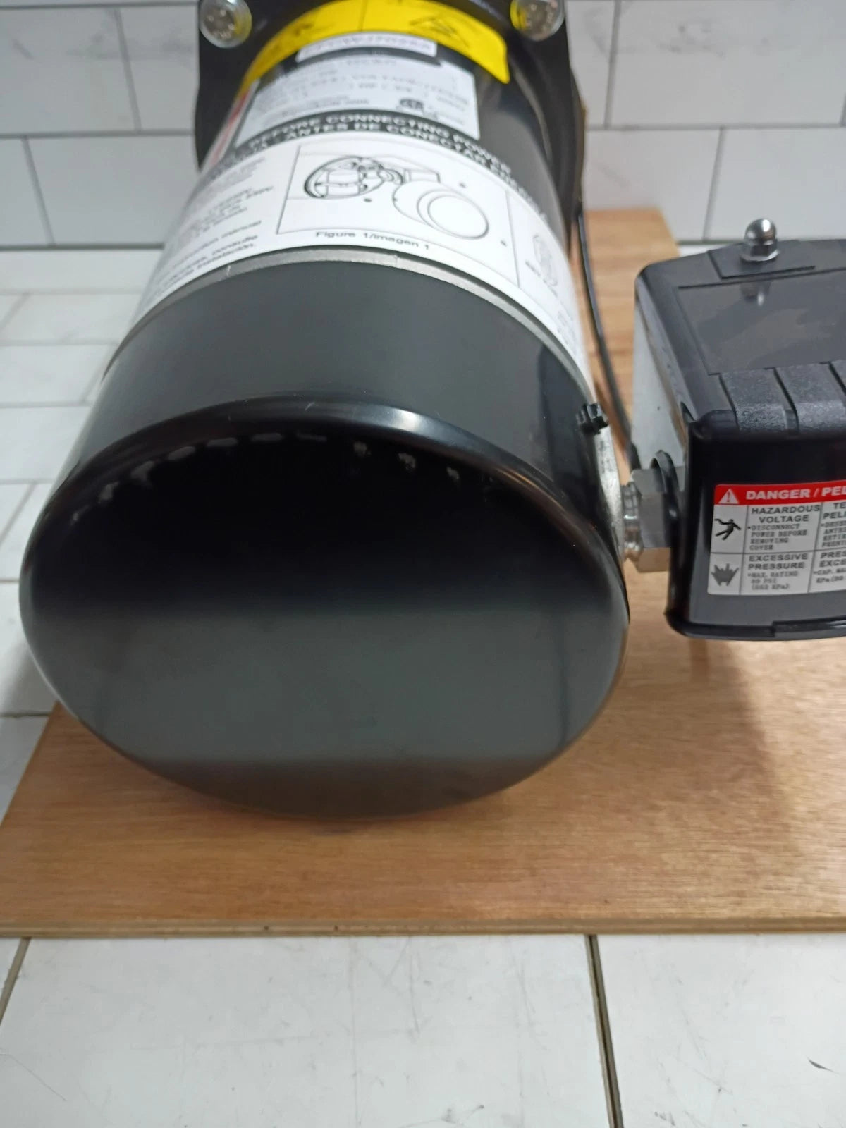 ECO FLO 3/4 HP 115/230V Convertible Deep Well Jet Pump EFCWJ7 FOR PARTS ONLY.