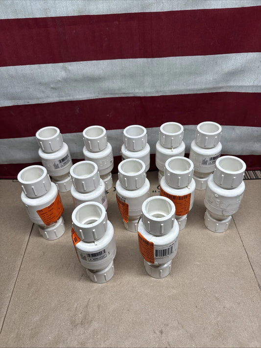 Lot Of 12 Everbilt Ball Valve PVC Sch 40 1" 20454Z