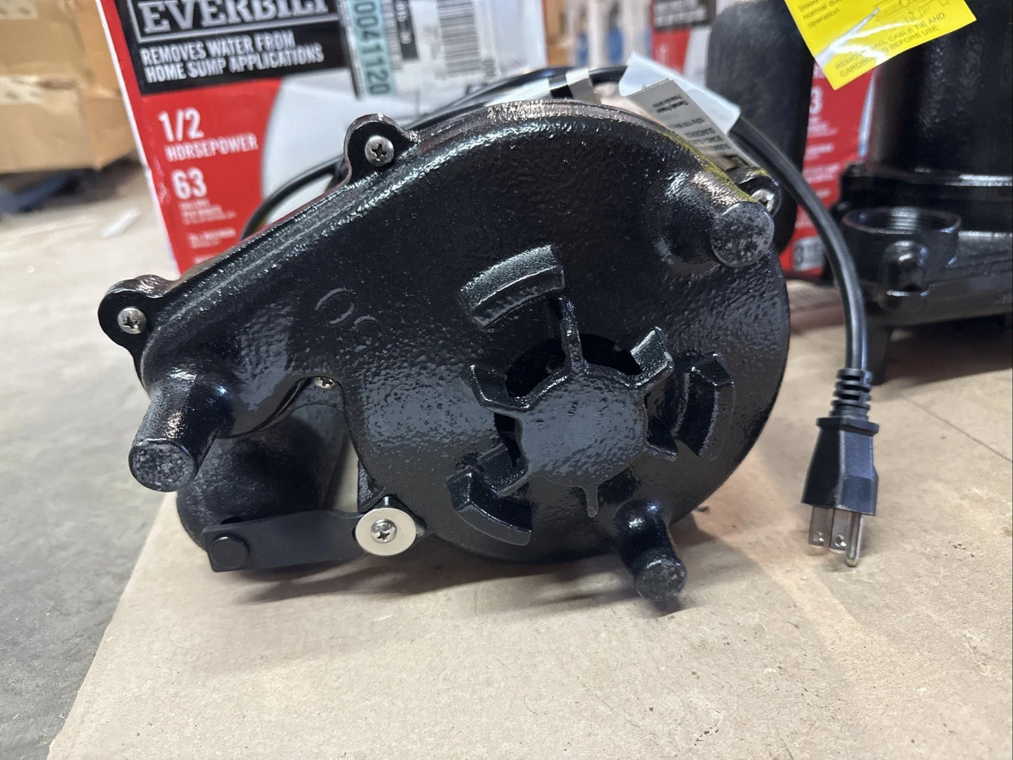Everbilt 1/2 HP Cast Iron Sump Pump Model # HDS50 OPEN BOX