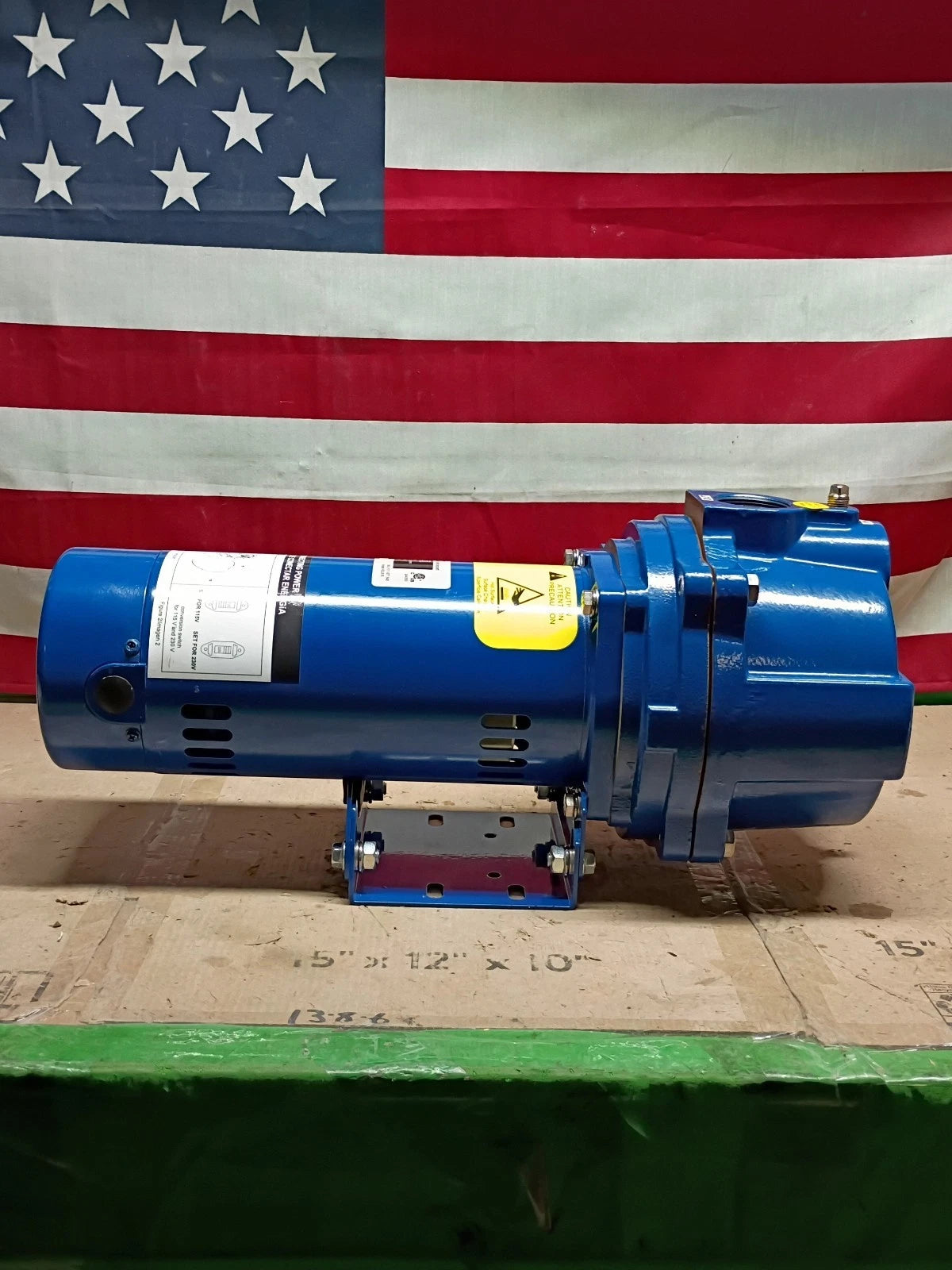 Everbilt HDLS15 1-1/2 HP Cast Iron Lawn Irrigation Pump, 61 GPM 51 PSI Open Box,