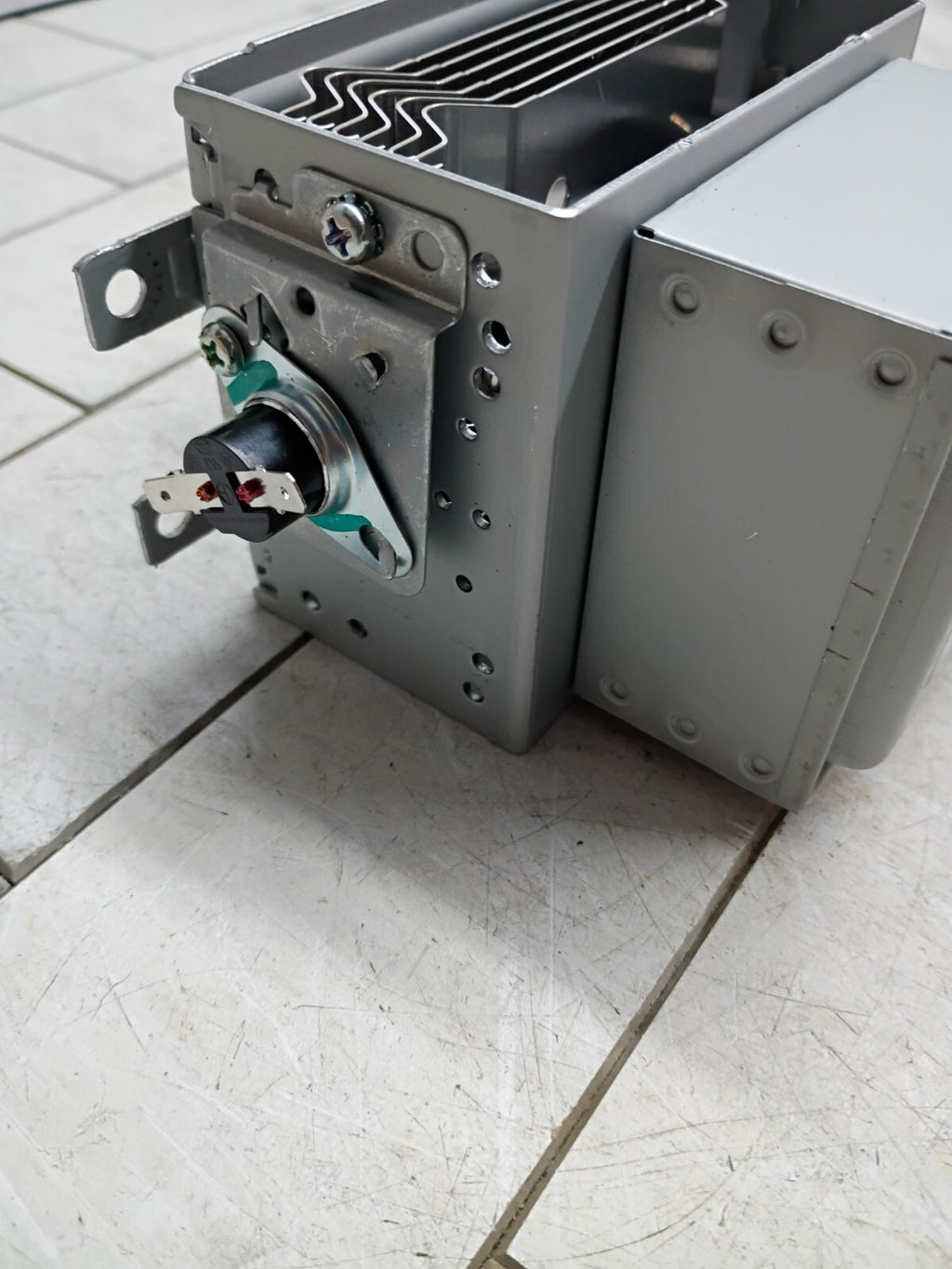 Microwave Magnetron for Samsung For DE69-0103 Parts Only