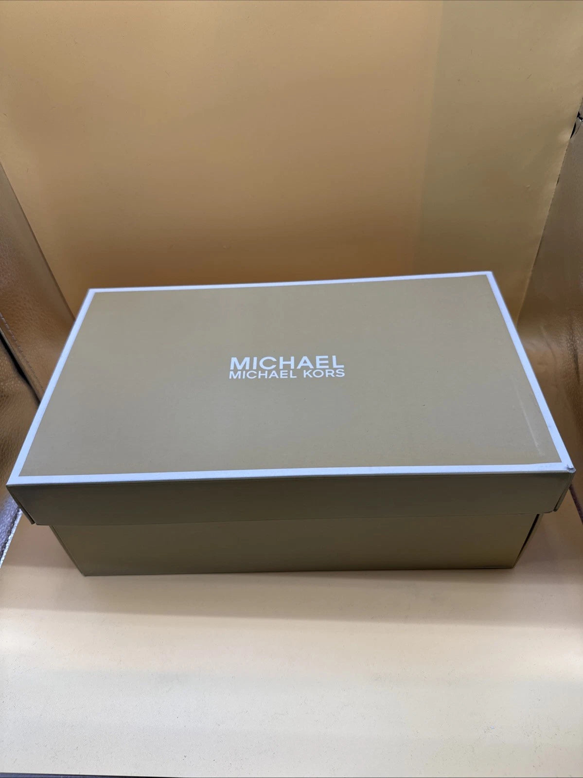 Michael Kors Optic White Sandals White Womens Size: 5M