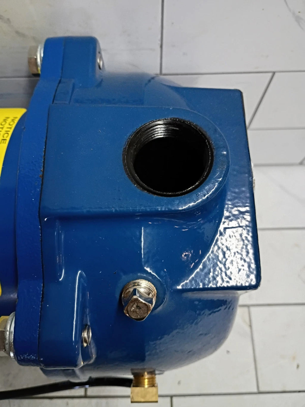 Everbilt HDCWJ10 1 HP Professional Convertible Jet Pump. Open Box