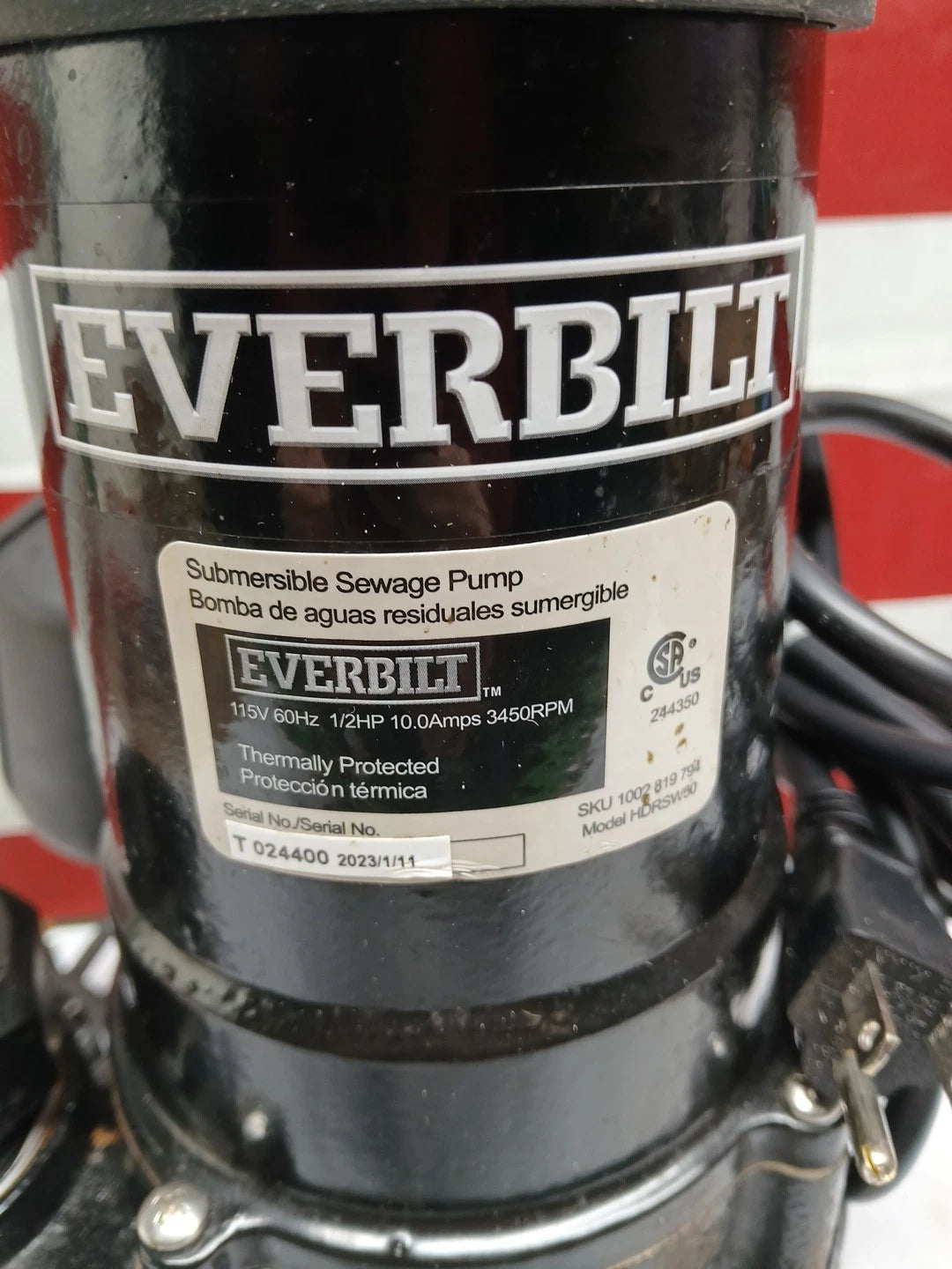 Everbilt 1/2 HP Submersible Sewage Ejector Pump (HDRSW50) Tethered Switch USED