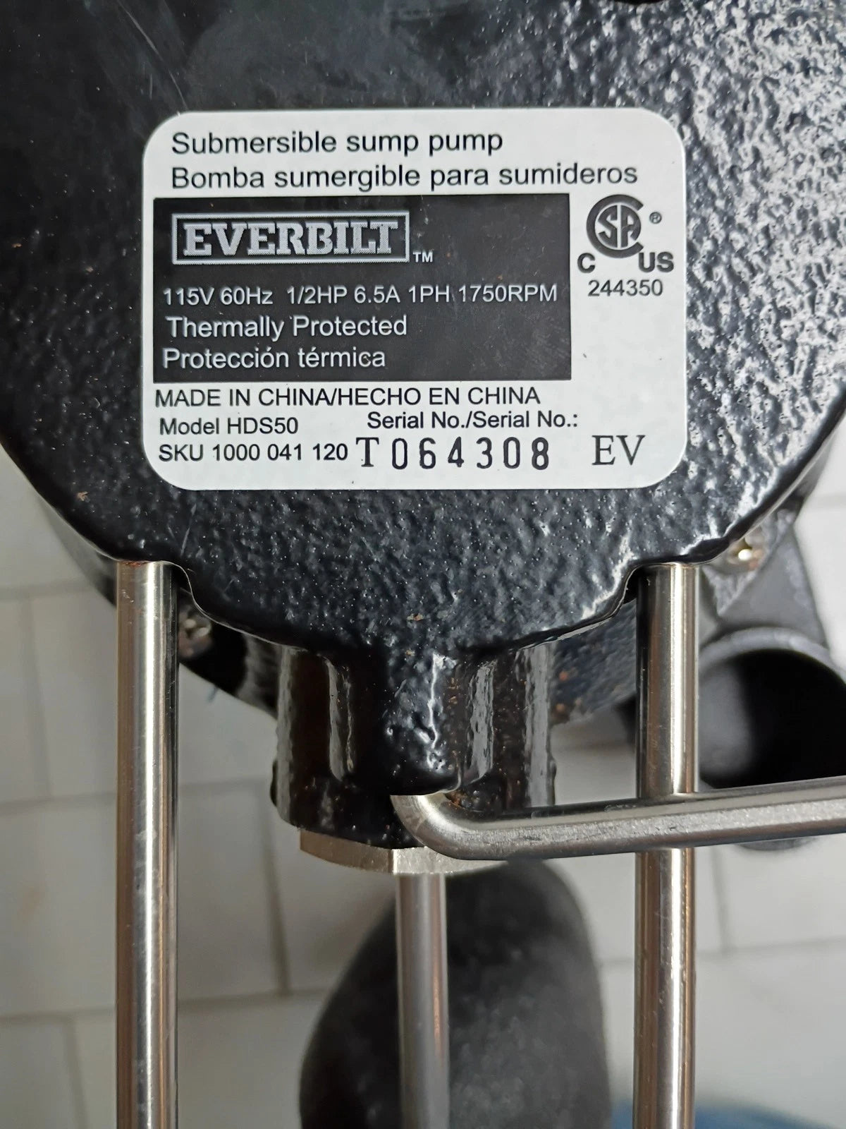 Everbilt HDS50 1/2 HP Cast Iron Sump Pump Model OPEN BOX.
